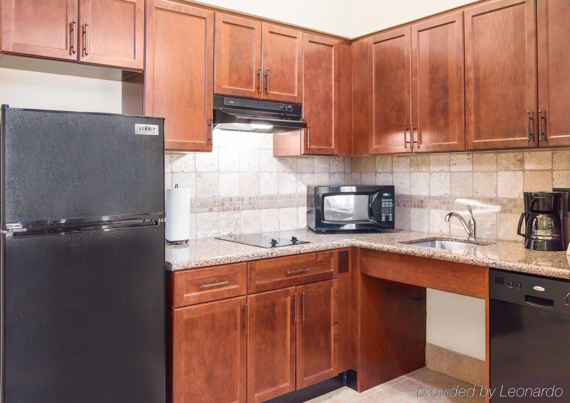 Staybridge Suites El Paso Airport By Ihg Bagian luar foto