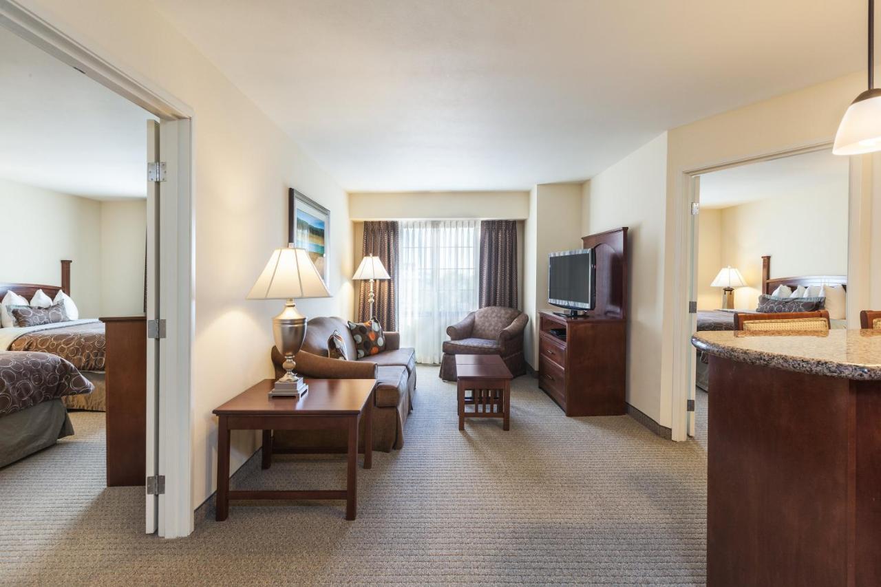 Staybridge Suites El Paso Airport By Ihg Bagian luar foto