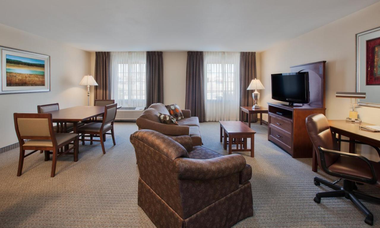 Staybridge Suites El Paso Airport By Ihg Bagian luar foto